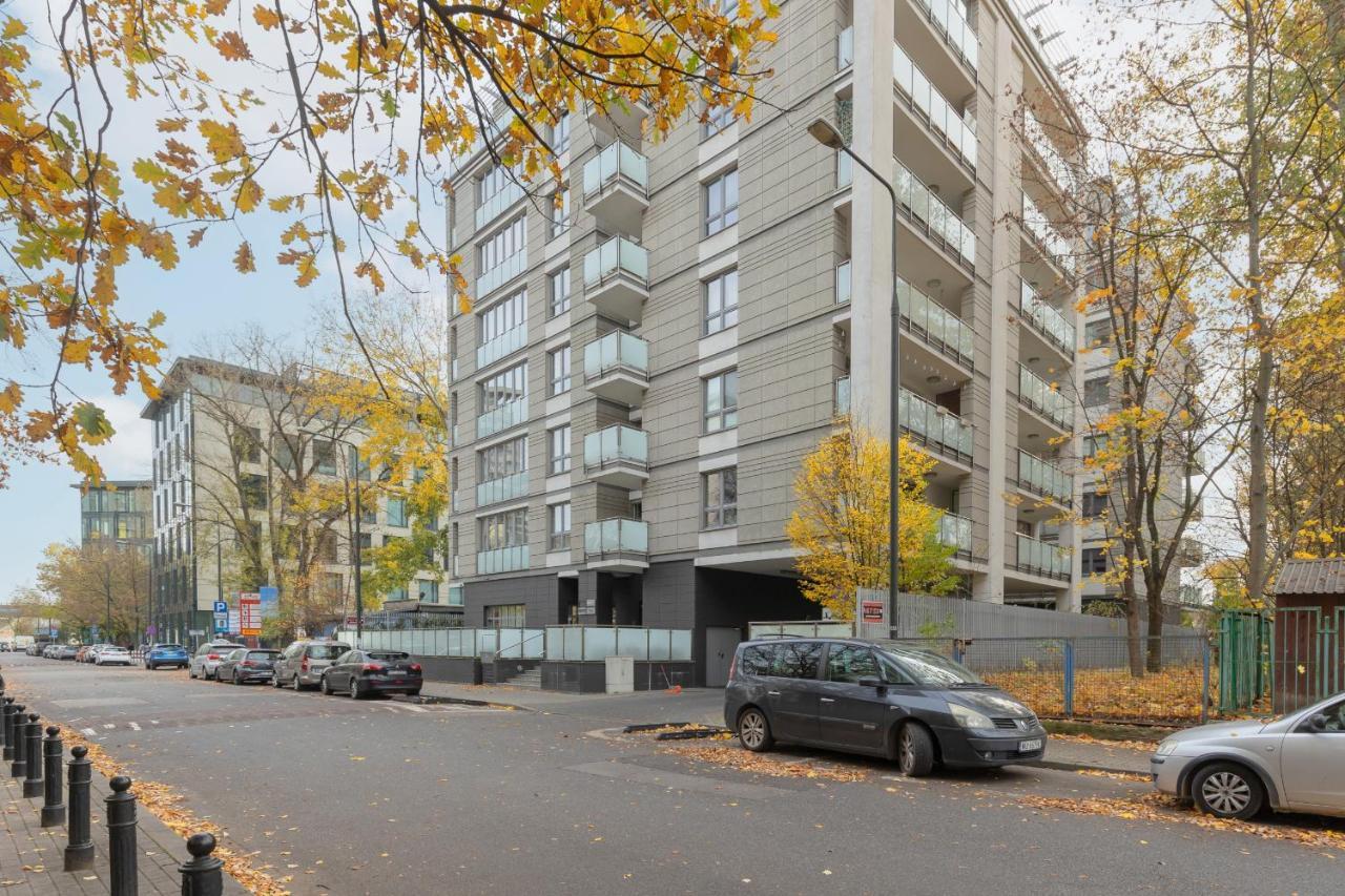 Warsaw Srodmiescie Riverside Three-Bedroom Apartment By Renters Exteriör bild